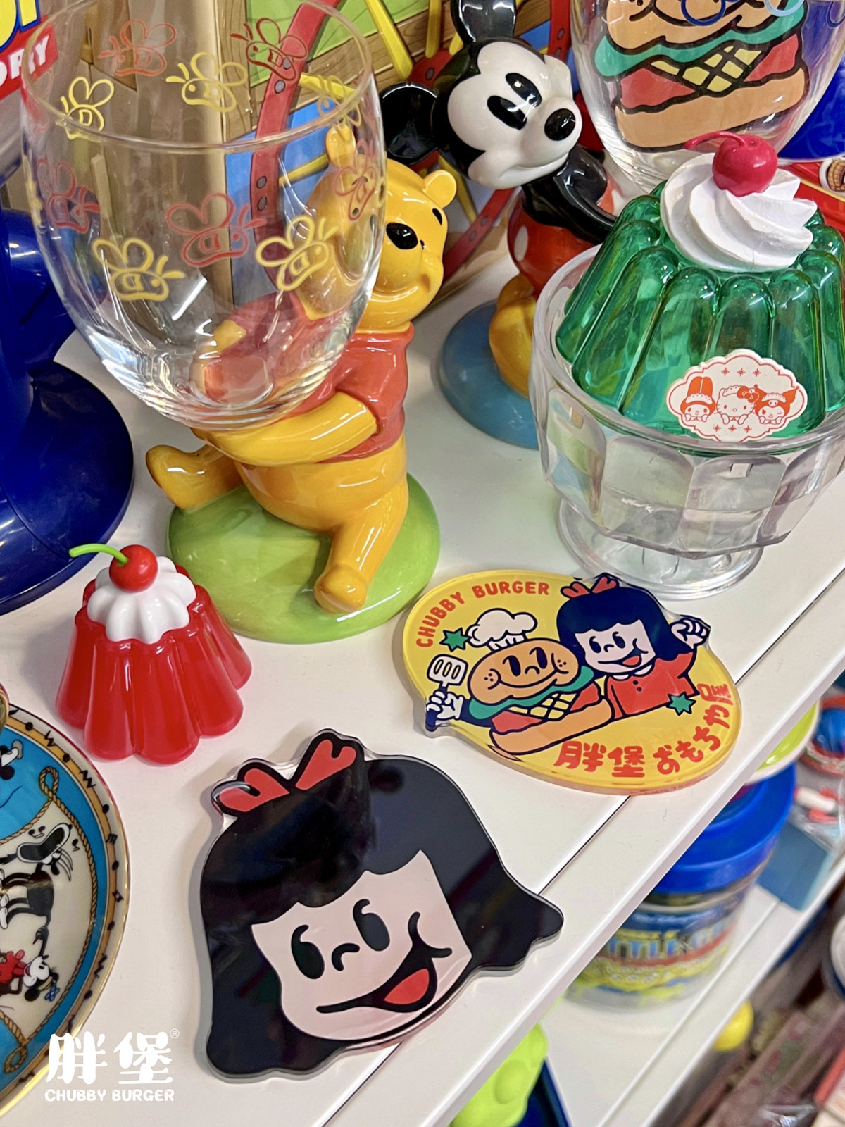 胖堡chubbyburger|原创可爱卡通汉堡女孩造型亚克力杯垫隔热垫