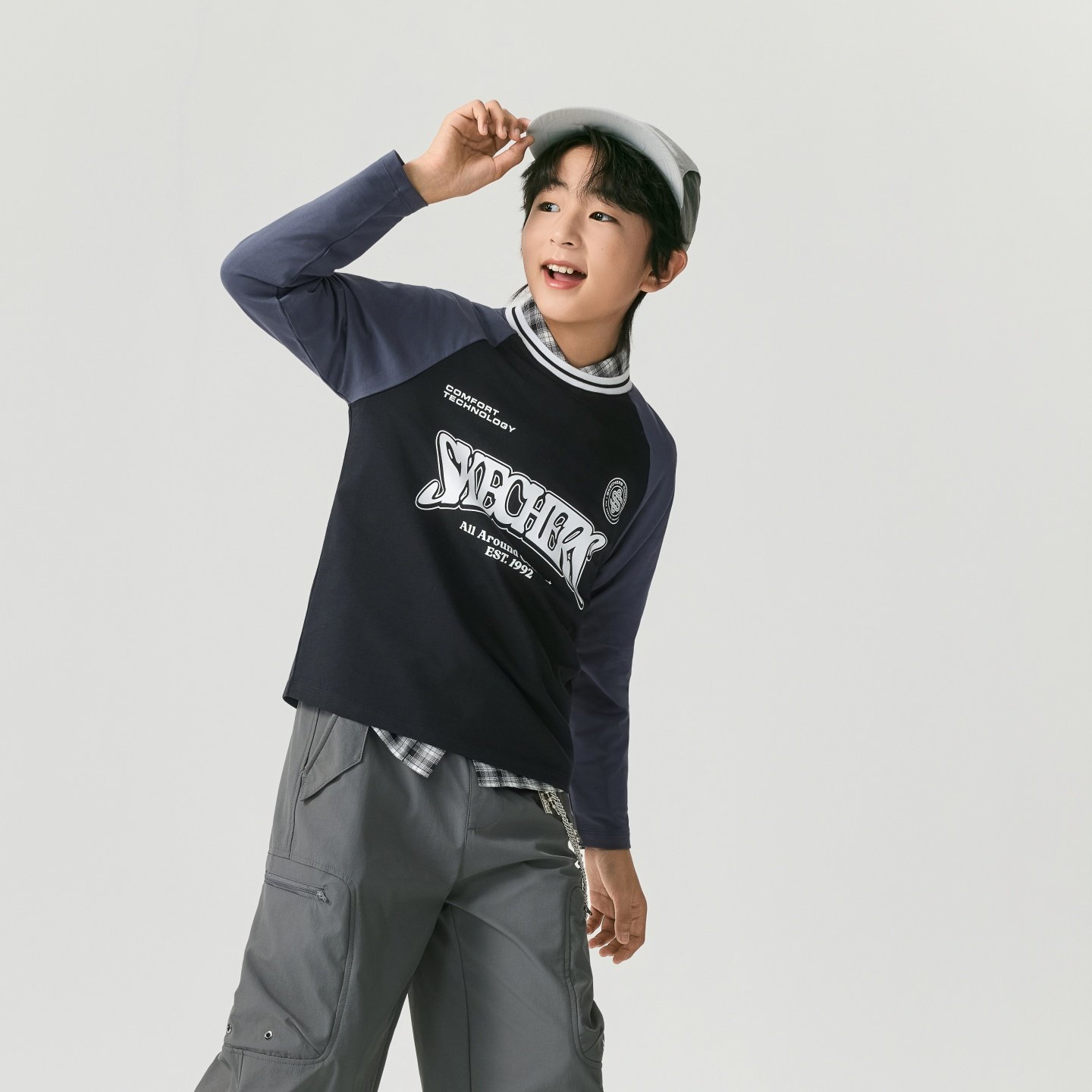 Skechers斯凯奇2026新款秋冬男童舒适圆领针织长袖T恤L126B011
