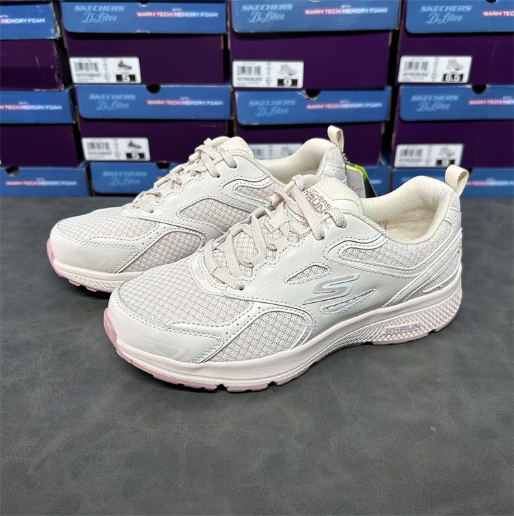 秋冬男女轻弹羽毛球鞋Skechers