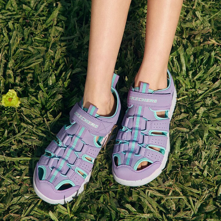 Skechers斯凯奇女童春夏柔软透气舒适百搭包头运动凉鞋319290L