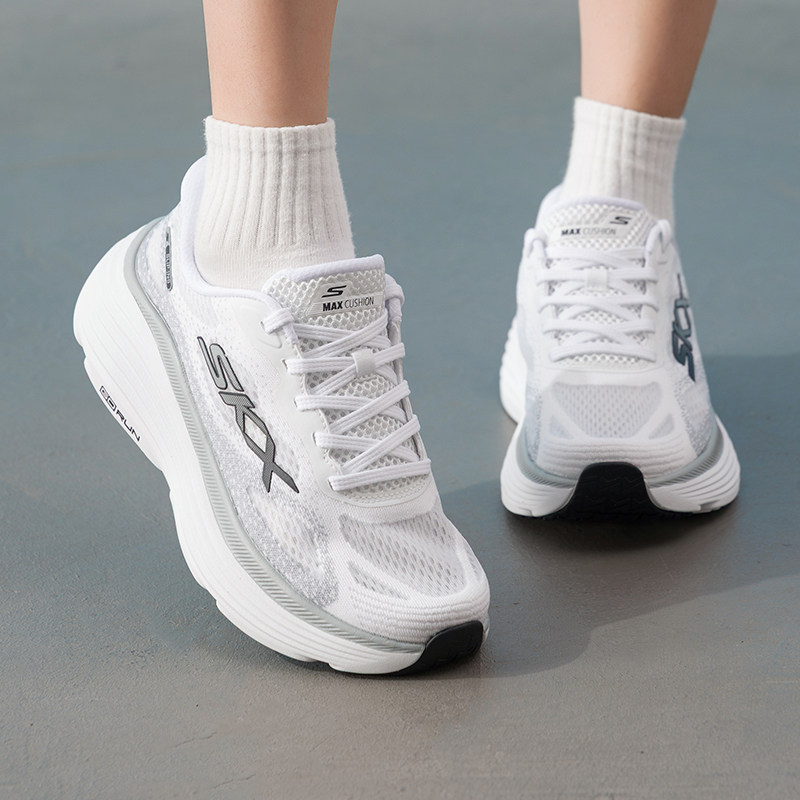 Skechers斯凯奇女鞋跑步