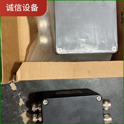 HUBNER 光纤信号转换器 HEAG 172ST，两台剩余议价