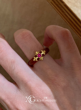 S925纯银红色玛瑙闪钻鸢尾花戒指