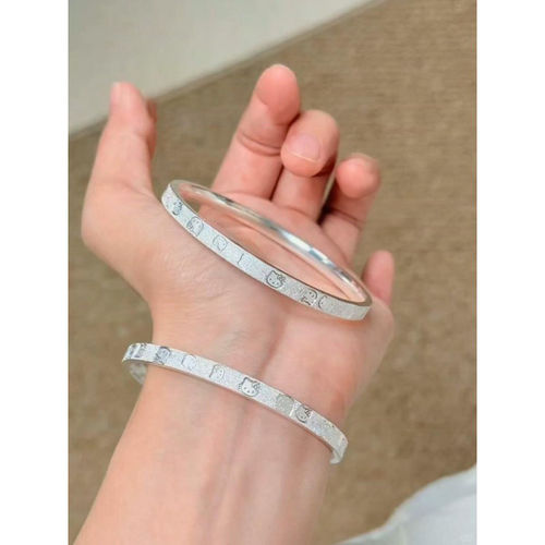 S925纯银磨砂凯蒂猫手镯女