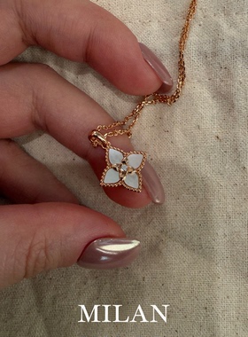 金色四叶草白贝母仿钻项链女