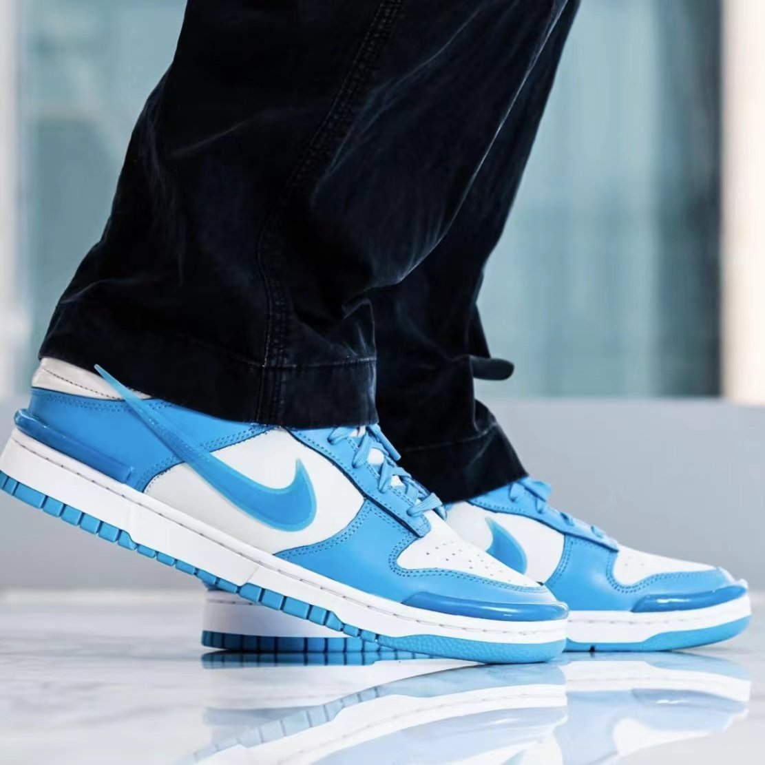 耐克NikeJordan白蓝休闲板鞋