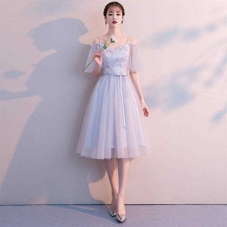 顯瘦 晚禮服女披肩款遮手臂 優雅覺镂空胸花伴娘媽媽裝中長款演出在類目 女裝/女士精品, 婚紗/旗袍/禮服, 禮服/晚裝中 - 來自Buy2taobao.com提供專業的淘寶代購服務
