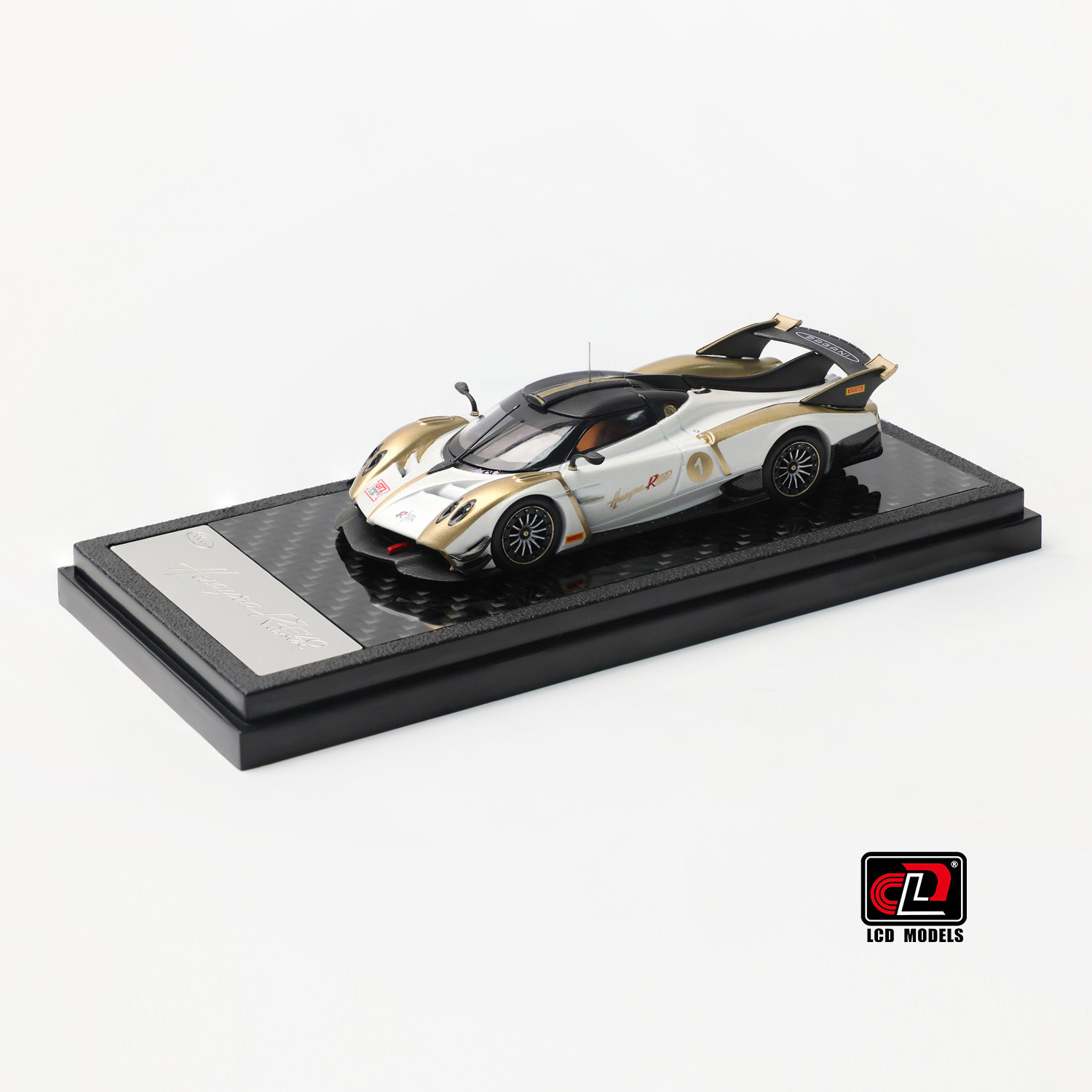 预售 LCD 1:64 帕加尼花雅r evo 正版授权合金汽车模型