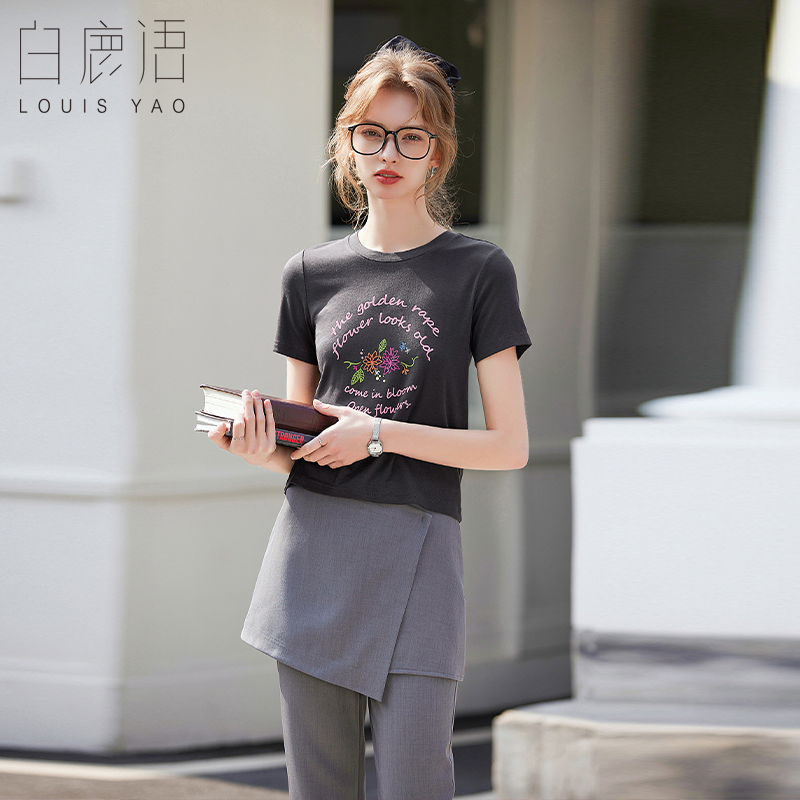 白鹿语可爱甜美印花短袖T恤25夏季新款休闲ins圆领正肩修身上衣女 - 封面