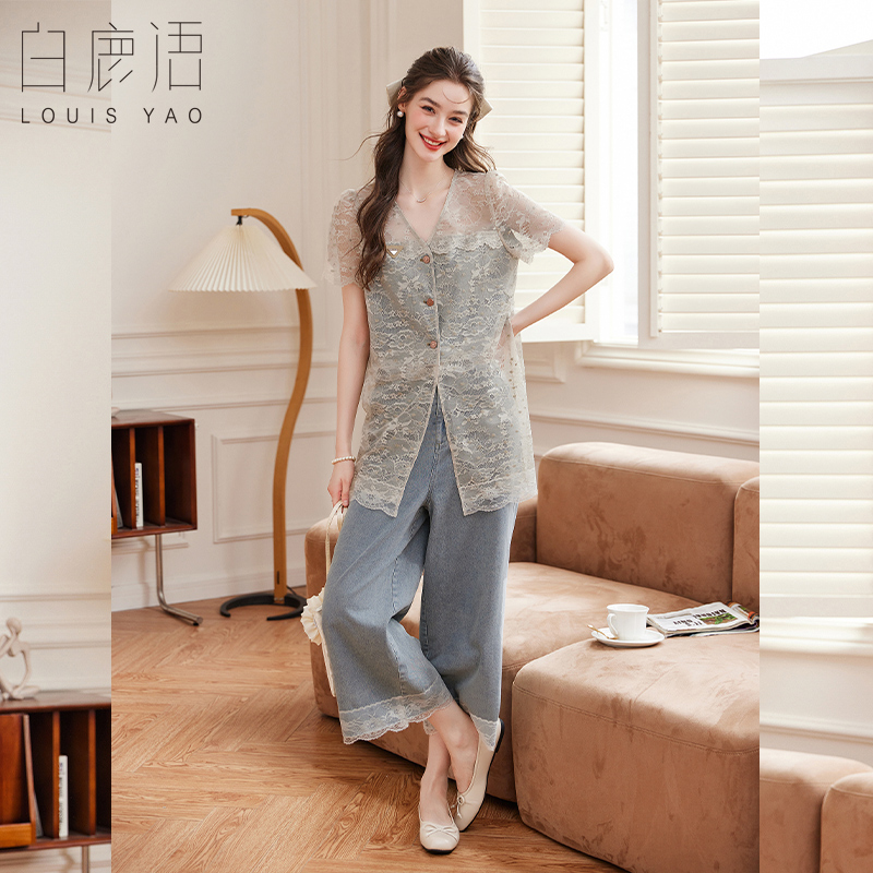 白鹿语蕾丝罩衫上衣牛仔裤两件套