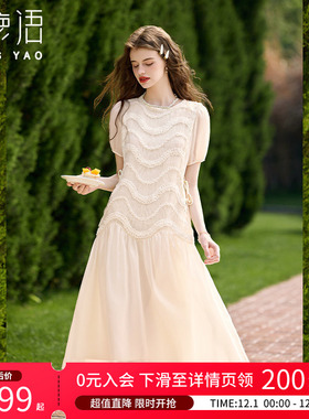 白鹿语法式绝美气质超仙白色连衣裙25夏新款高级感度假收腰长裙