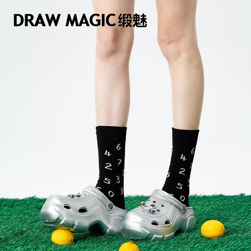 袜子女创意中筒个性春秋黑白网红