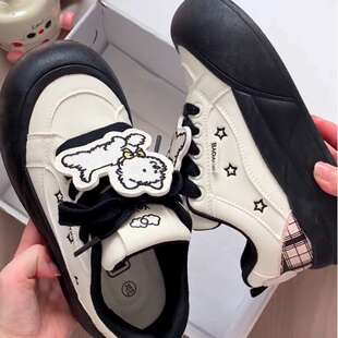 可爱小狗松糕板鞋女款2025新款秋冬厚底面包鞋运动休闲学生小白鞋