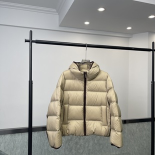 连帽加厚保暖外套面包羽绒服 1690女短款 25年新款 鹅绒服商场同款