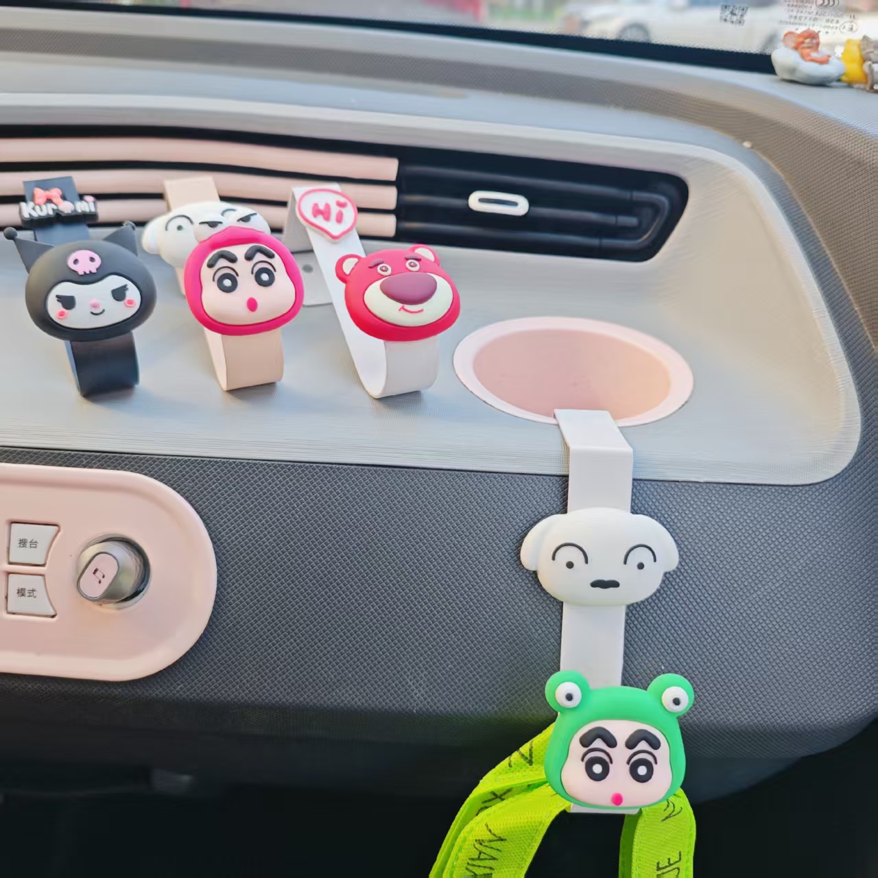 车内挂钩卡通车载可爱挂勾