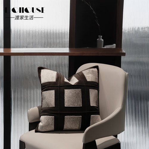 深咖色真马毛方枕奢侈深咖抱枕