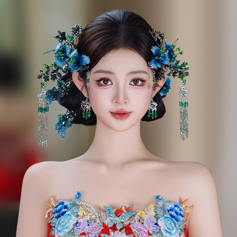 2026新娘发饰高级新款蓝色仿真羽毛蝴蝶流苏婚礼秀禾晨袍发饰套装