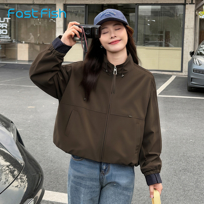 快鱼2026春季新款女立领拼接茄克韩系设计感格子短外套百搭上衣