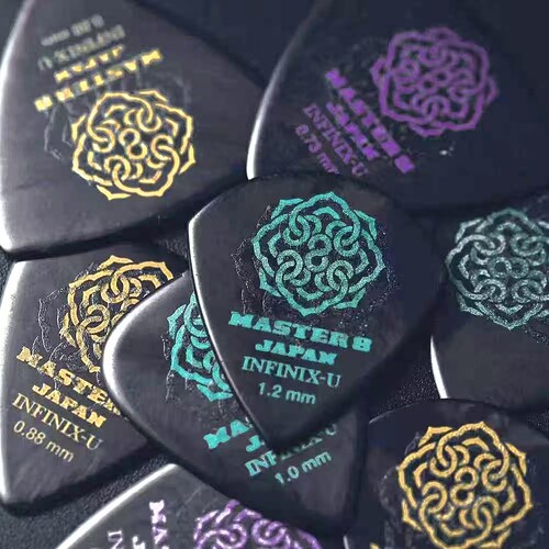 日产Master8拨片 防滑耐磨 IFUHPS速弹三角爵士标准电木吉他拨片