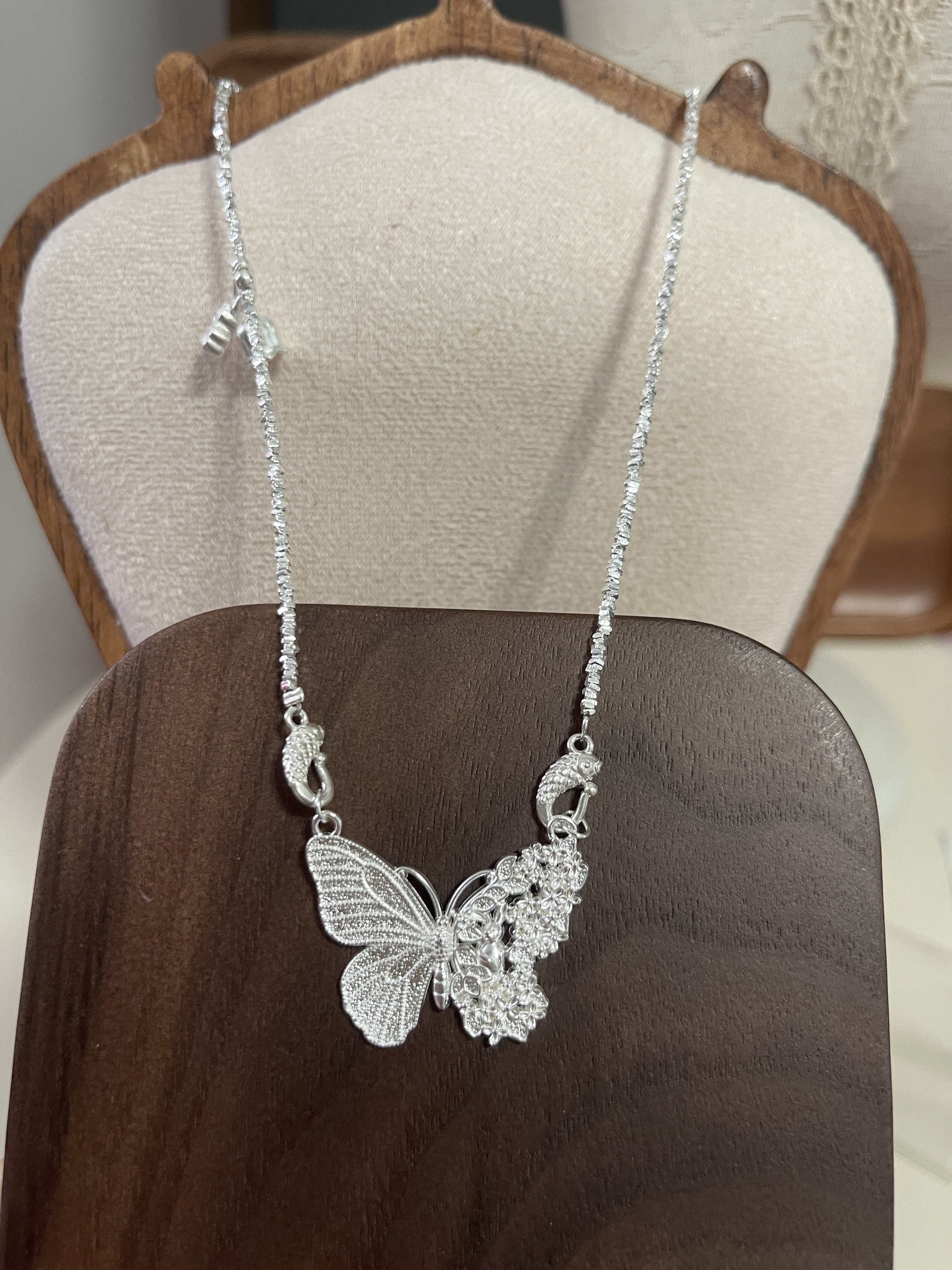 足银999原创纯银蝴蝶碎银子项链女小众设计感高级轻奢气质百搭链