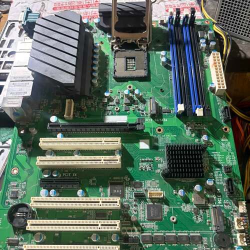 议价AIoT0-H510B 工控主板 成色还可以 功能可维修