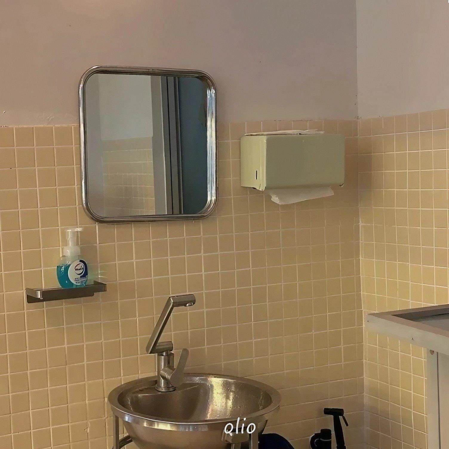 ins博主同款化妆镜化妆室镜子不锈钢浴室化妆镜民宿装饰壁挂圆镜