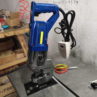 新品手提式电动液压冲孔机角铁槽钢冲孔机打孔器便携式快速冲孔铜