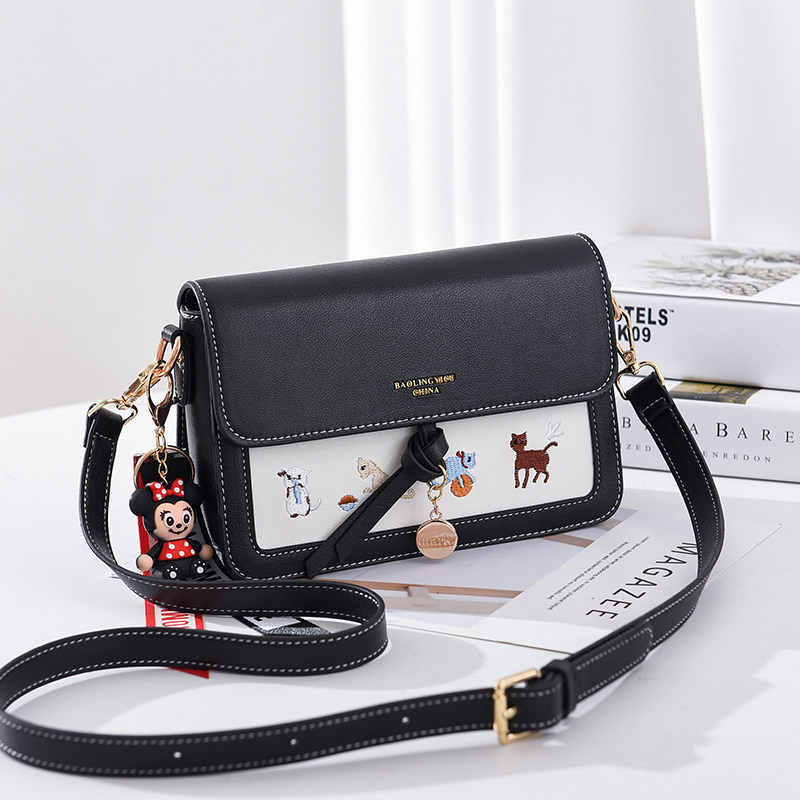 包包新款2020网红少女小背包刺绣小动物百搭斜挎小包单肩包小方包