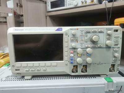 泰克tektronix DPO2012示波器 功能正常元器件