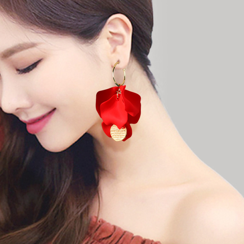 耳环2021新款潮耳圈女气质韩国圆圈圈圈红色时尚个性网红银针耳饰