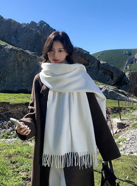 蓝色围巾女秋冬季百搭仿羊绒韩系氛围感披肩纯色加厚保暖围脖旅游