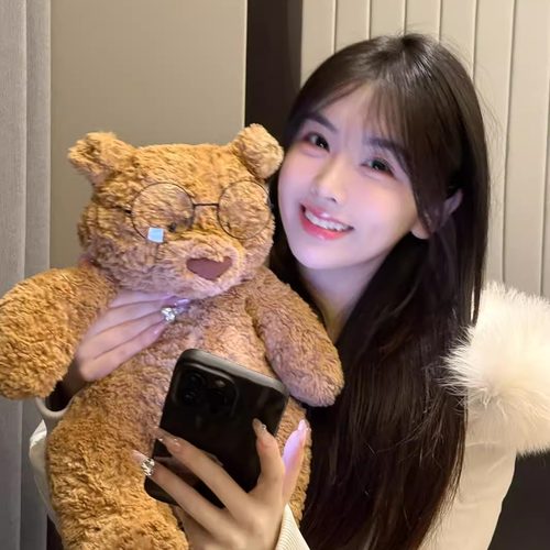 JELLYCAT浴袍巴塞罗熊草莓熊挂件