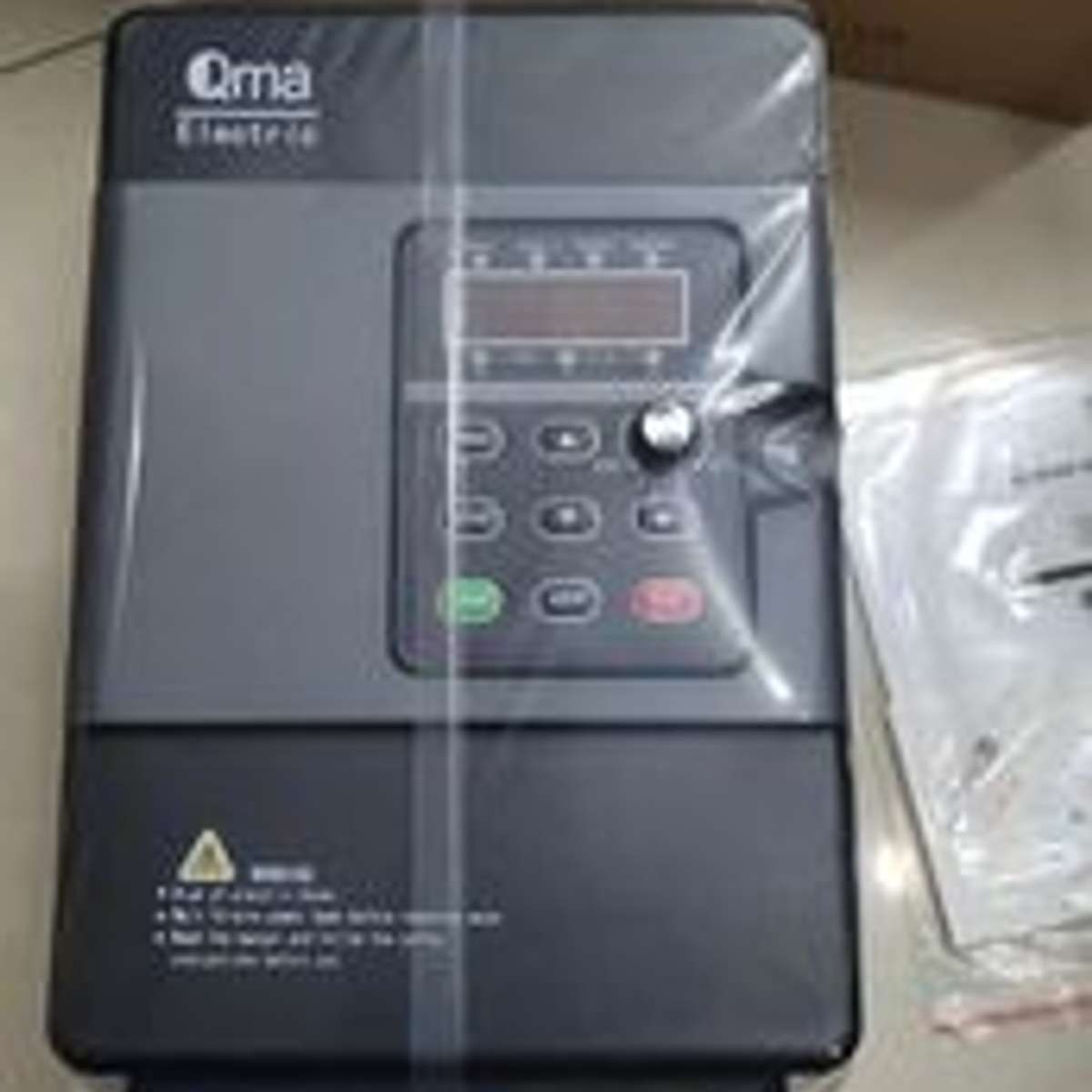 QMA变频器A900-0R7G/1R5G/2R2G/3R7G/5R5G/7R5G/011G/015G-43
