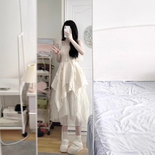 2026夏季新款小个子吊带连衣裙子女夏季海边度假法式掐腰长裙