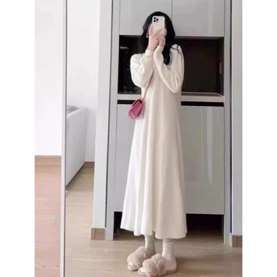 欧洲站2024新款配大衣的长款毛衣裙白色内搭打底针织连衣裙女秋冬