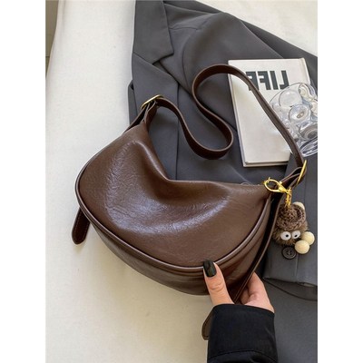 小包包女2025新款爆款女士腋下包今年流行高级感单肩斜挎包女