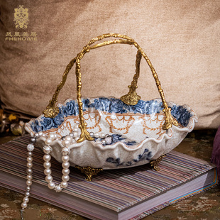凤凰美居欧式奢华手工彩绘青花提篮法式腰形荷叶口碟