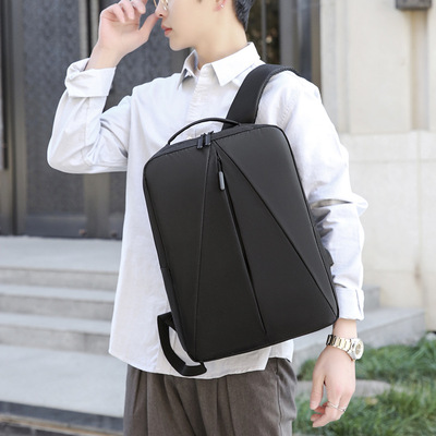 男士双肩包高颜值潮款2025冬季防泼水电脑包大容量商务旅行包