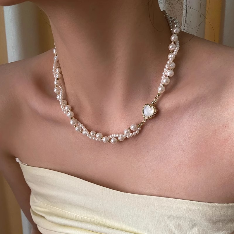 爱心贝母扣双层施家珍珠项链饰品女小众串珠交叉设计感秋冬毛衣链