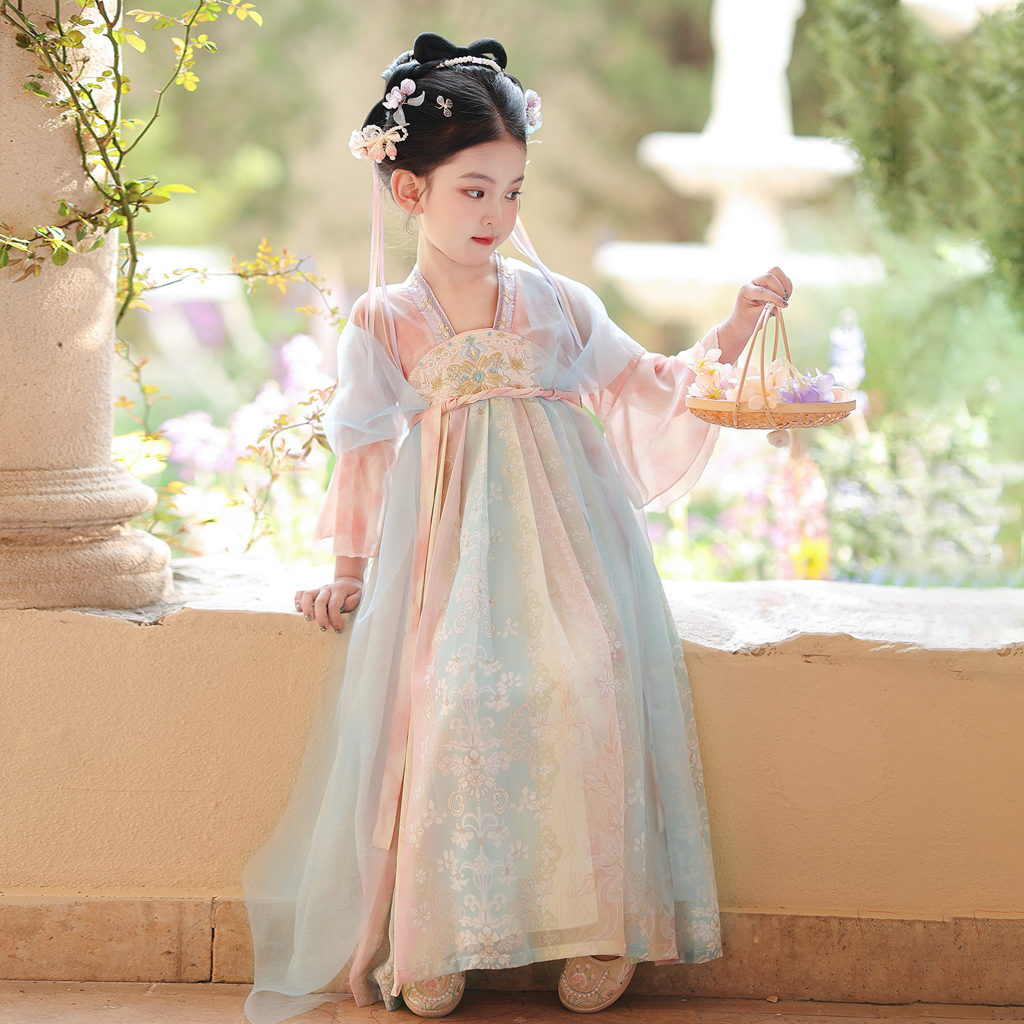 中秋女童汉服日常可穿绝美裙子图片