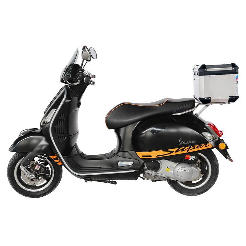 维斯帕vespa300尾箱比亚乔改装