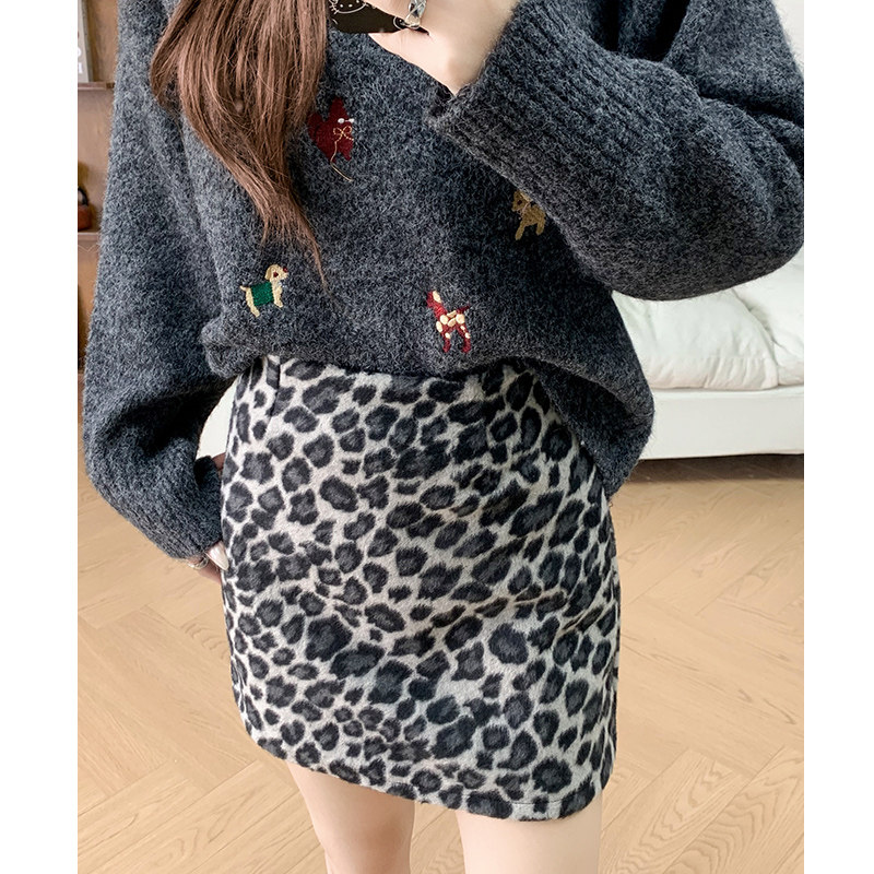 NOME（服饰）磨毛豹纹包臀半身裙女秋冬加厚辣妹a字显瘦气质短裙