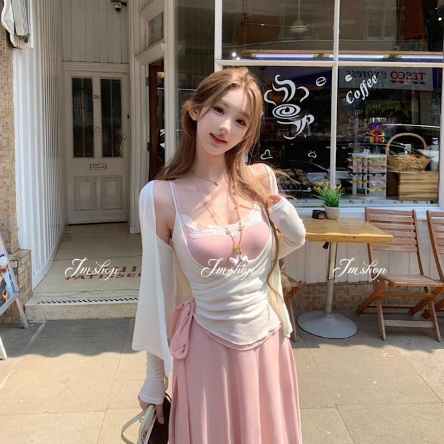 温柔风拼接吊带连衣裙+长袖开衫