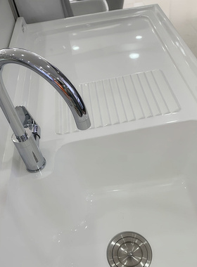 埃美柯XG153全铜电镀龙头配套洗衣机柜TA19591