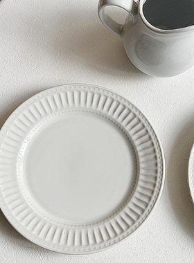 半颗橘子HO白色浮雕西餐盘罗马盘家用牛排盘西点盘北欧纯色