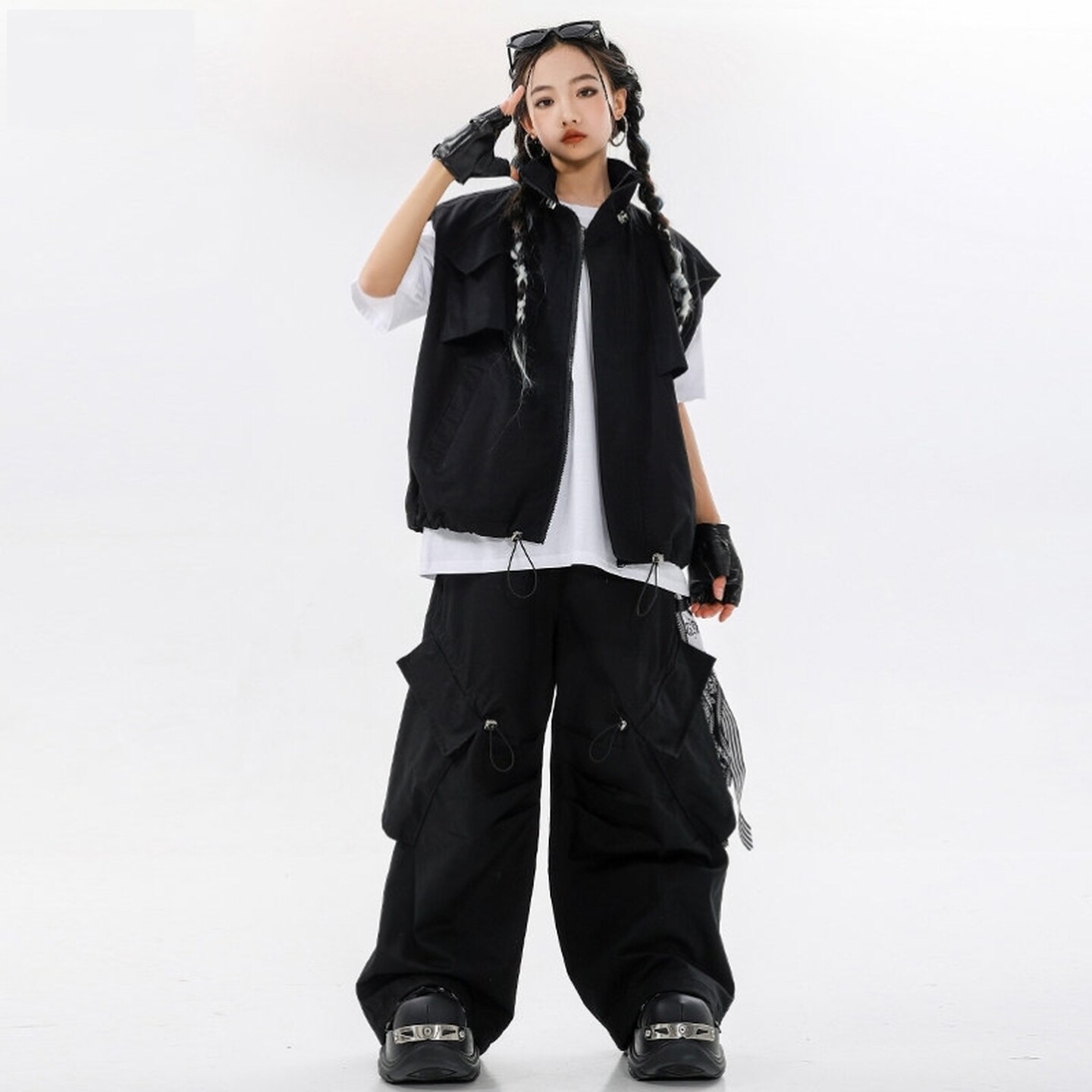 街舞服女童表演服迷彩裤儿童潮装中国风宽松夏天衬衫马甲破洞格子图片