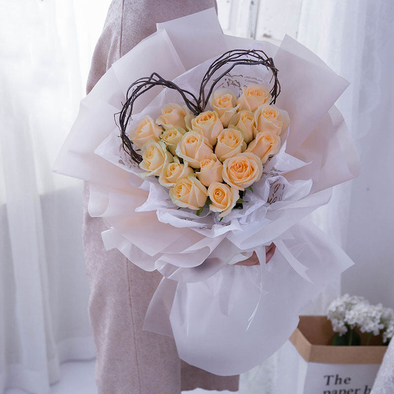 哈尔滨鲜花速递同城红玫瑰气球网红花束生日礼物礼盒情人节送妈妈