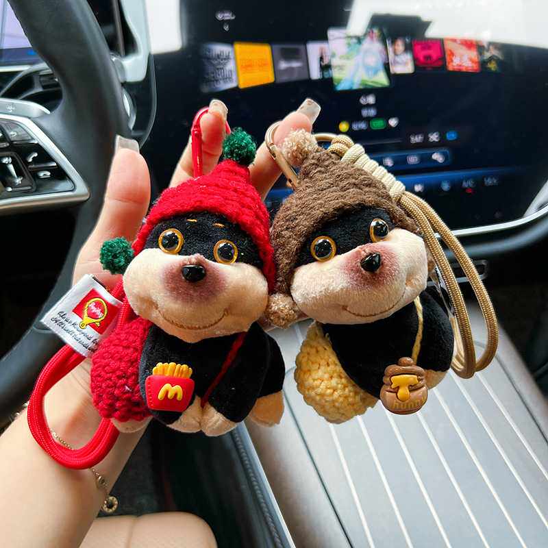 可爱毛绒蜜蜂狗钥匙扣网红公仔汽车钥匙链男女通用包包装饰小挂件