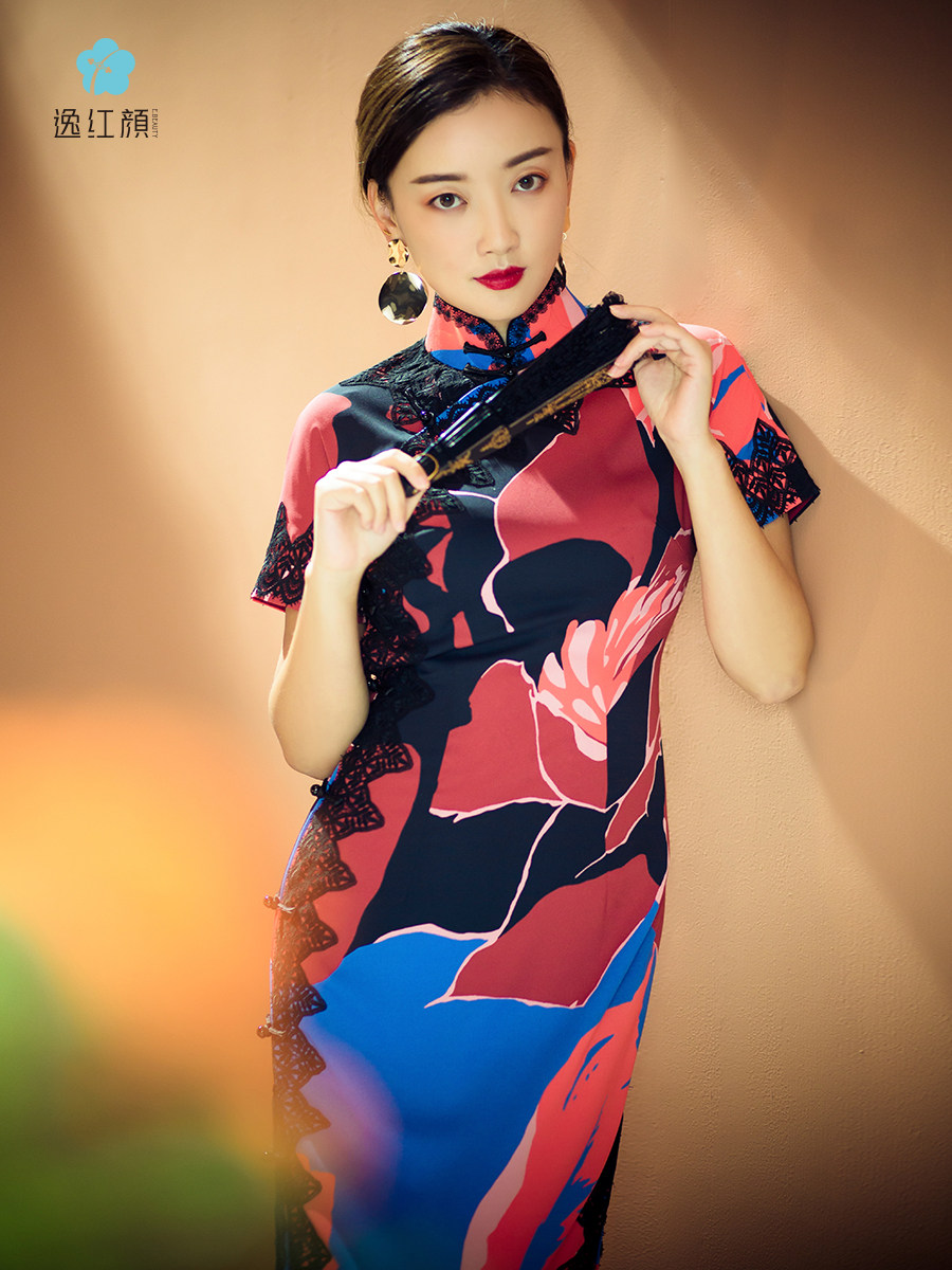 逸红颜 海棠红 春夏麻纱短袖长款女士旗袍电视剧款旗袍改良连衣裙
