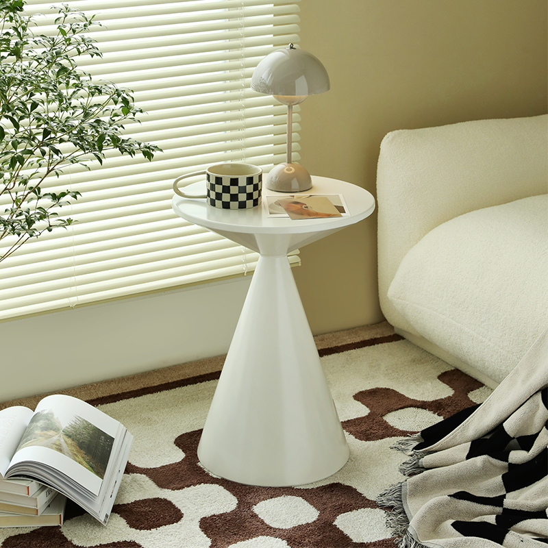 简约轻奢漏斗式金属沙发边几